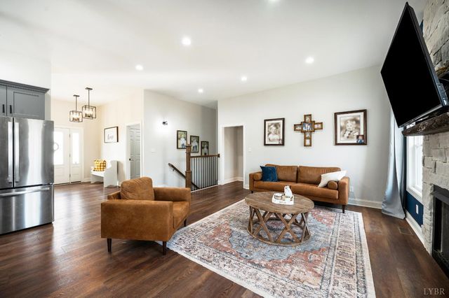 1324 Gladden Circle, Forest, VA 24551