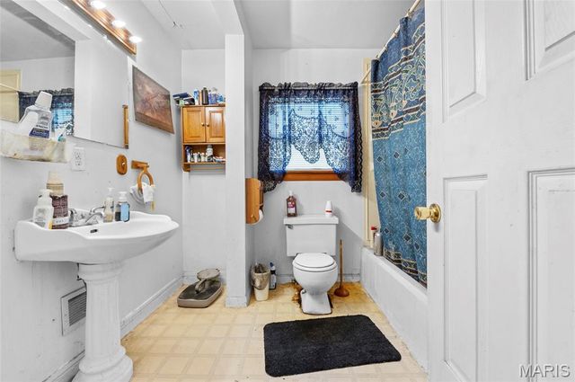806 Roedale Avenue, Alton, IL 62002