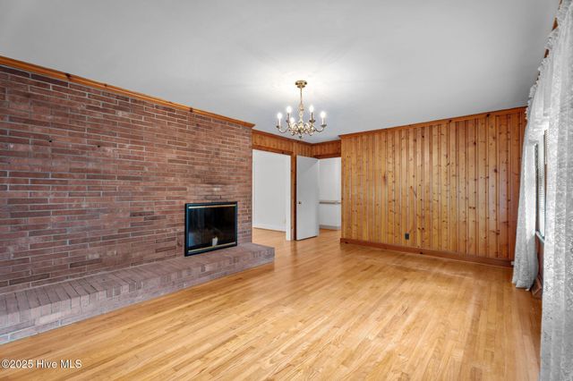1507 Lakeside Drive, Wilson, NC 27896