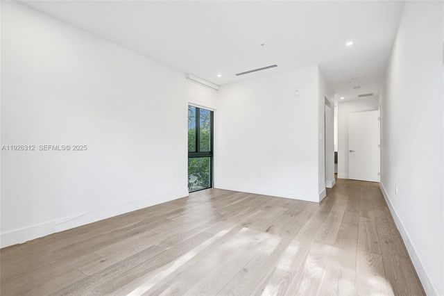 200 Sunrise Dr 200A, Key Biscayne, FL 33149