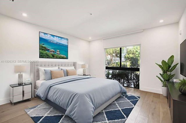 200 Sunrise Dr 200A, Key Biscayne, FL 33149