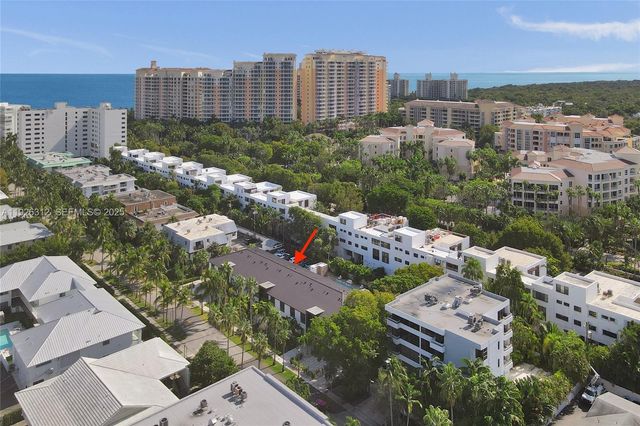 200 Sunrise Dr 200A, Key Biscayne, FL 33149