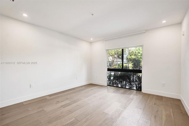 200 Sunrise Dr 200A, Key Biscayne, FL 33149