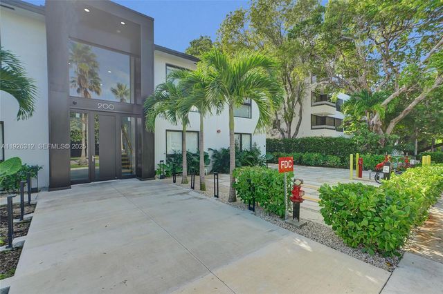 200 Sunrise Dr 200A, Key Biscayne, FL 33149