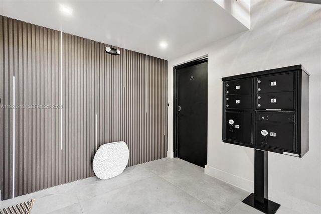 200 Sunrise Dr 200A, Key Biscayne, FL 33149