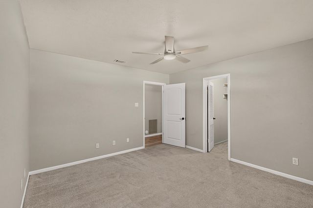 1702 Surrey Circle, Grand Prairie, TX 75050