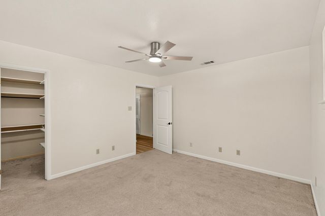 1702 Surrey Circle, Grand Prairie, TX 75050