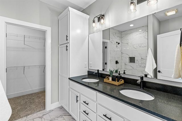 362 Hidden Ridge Drive, Coralville, IA 52241