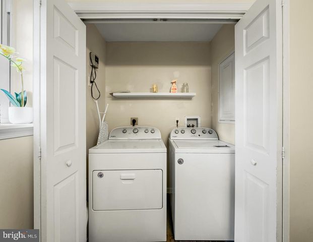 2127 WARWICK CIR, Tobyhanna, PA 18466