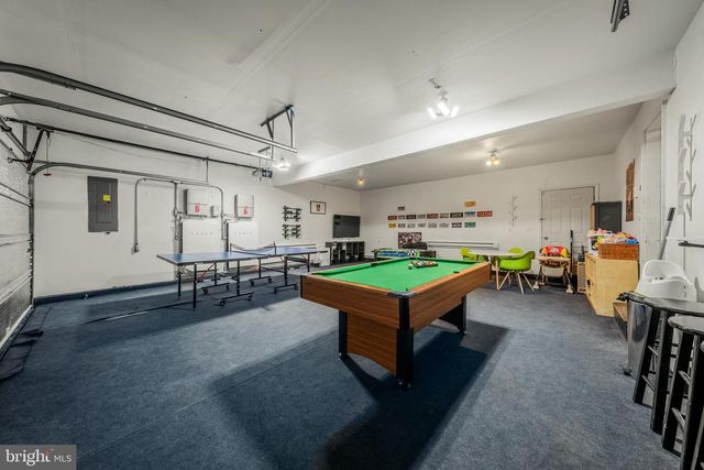 2127 WARWICK CIR, Tobyhanna, PA 18466