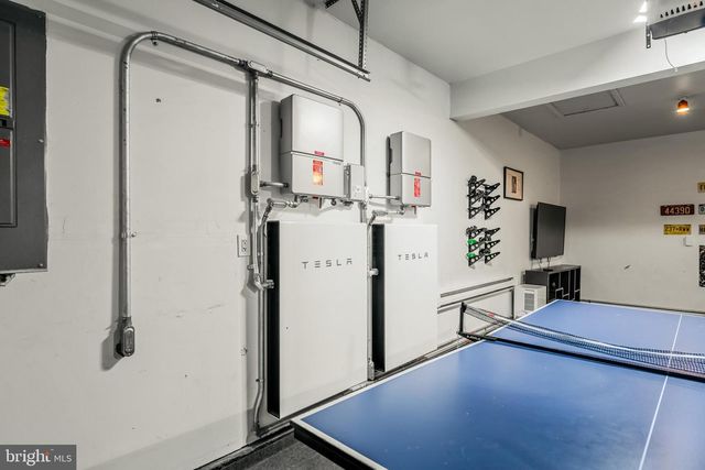 2127 WARWICK CIR, Tobyhanna, PA 18466