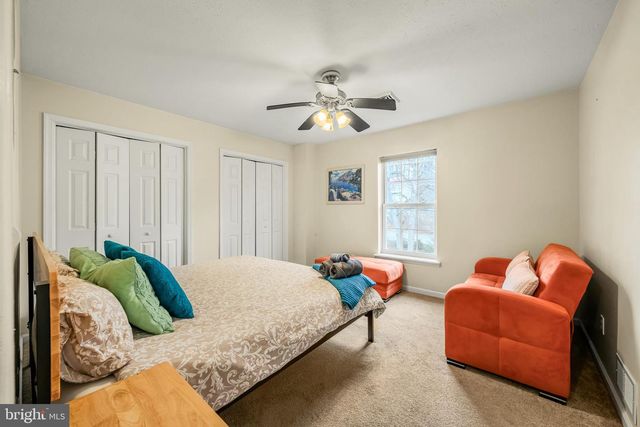 2127 WARWICK CIR, Tobyhanna, PA 18466