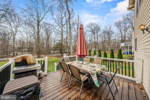 2127 WARWICK CIR, Tobyhanna, PA 18466