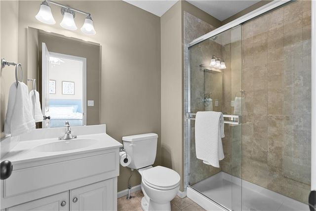 503 NE Legacy Wood Circle, Lee's Summit, MO 64086