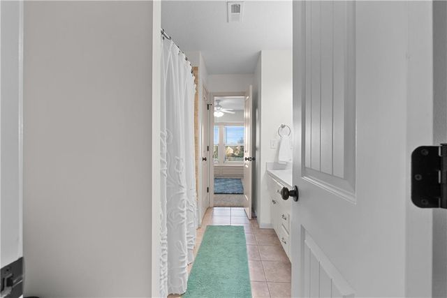 503 NE Legacy Wood Circle, Lee's Summit, MO 64086