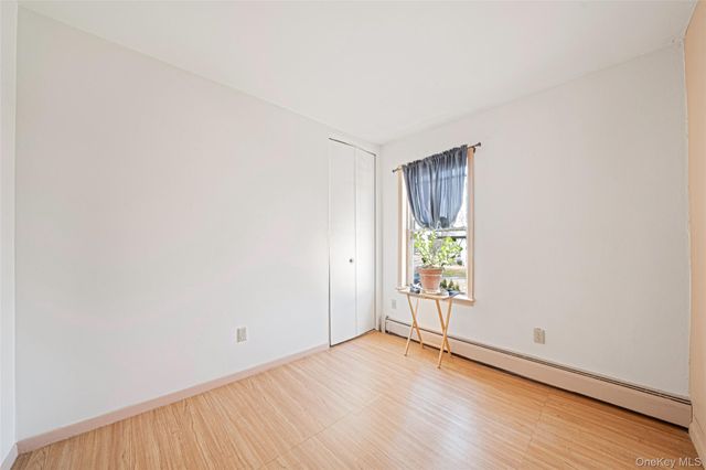 290 Lowndes Avenue C, Huntington Station, NY 11746