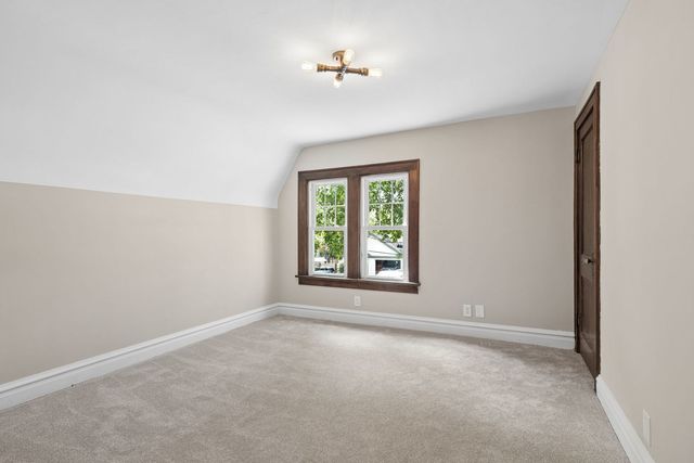 111 Oak Street, New Lenox, IL 60451