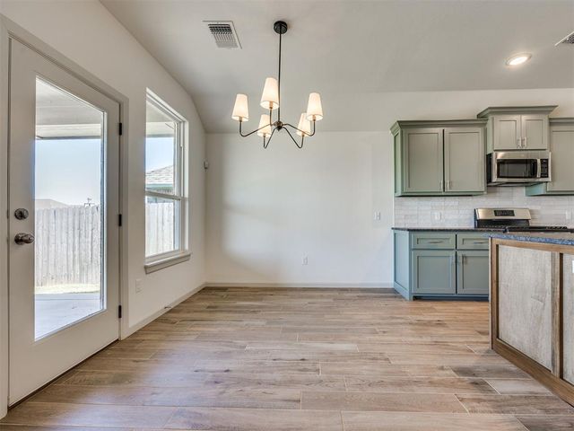 8313 NW 162nd Street, Edmond, OK 73013