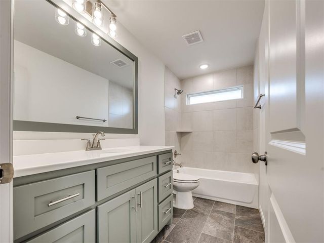 8313 NW 162nd Street, Edmond, OK 73013