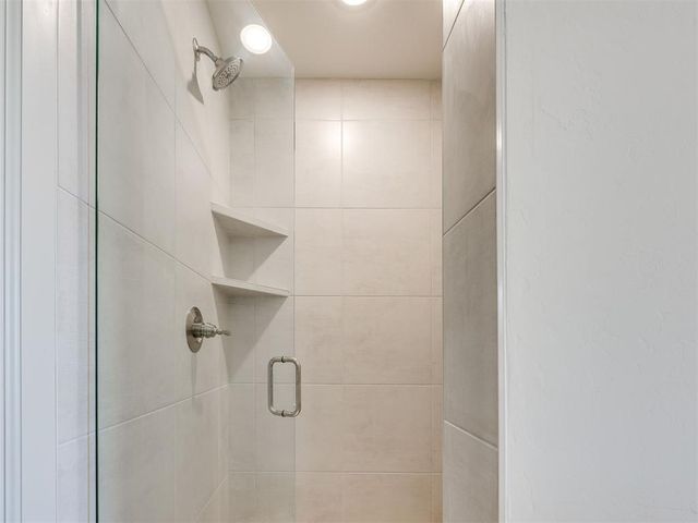 8313 NW 162nd Street, Edmond, OK 73013