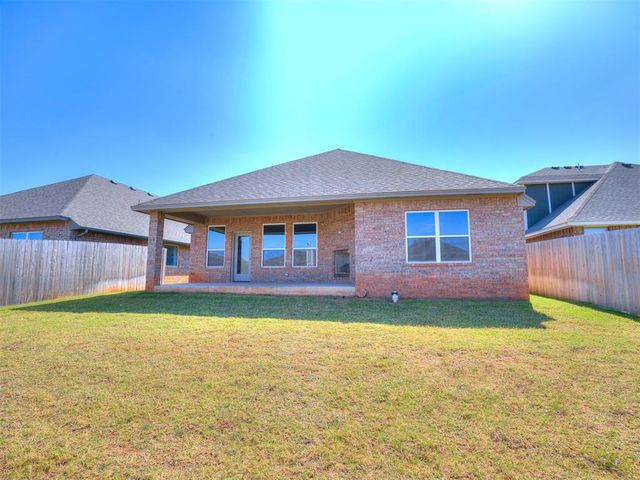 8313 NW 162nd Street, Edmond, OK 73013