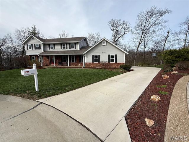 2497 Annapolis Way, St Charles, MO 63303