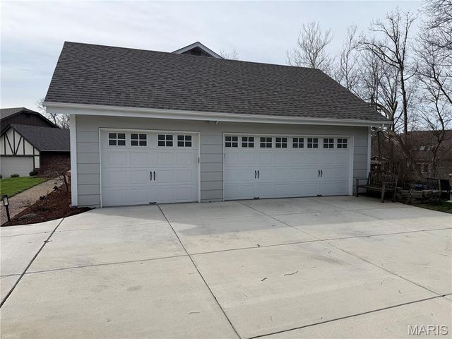 2497 Annapolis Way, St Charles, MO 63303