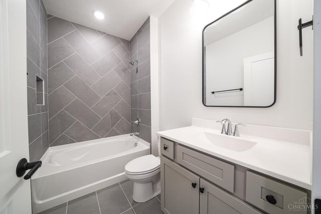 9155 Remy Ct, Clearcreek Twp., OH 45458