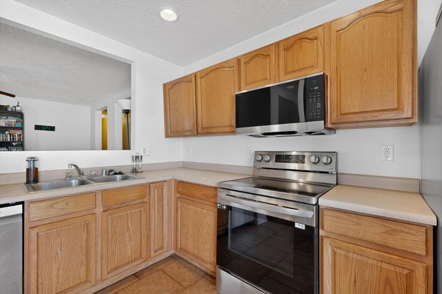 7935 Burkett Avenue NW, Albuquerque, NM 87120