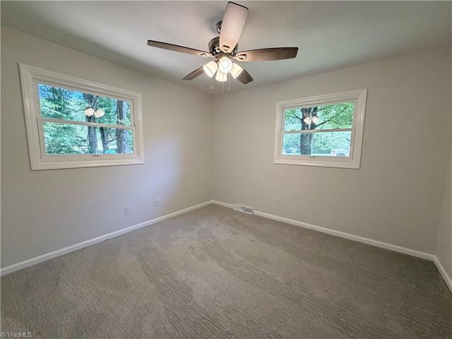 222 Pleasantview Drive, King, NC 27021