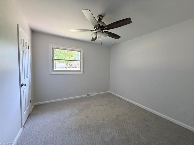 222 Pleasantview Drive, King, NC 27021