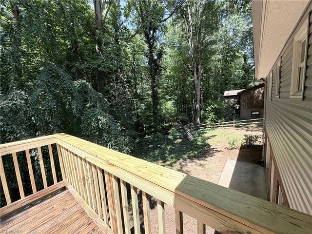 222 Pleasantview Drive, King, NC 27021