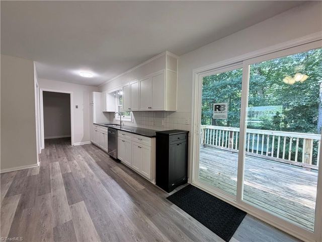 222 Pleasantview Drive, King, NC 27021