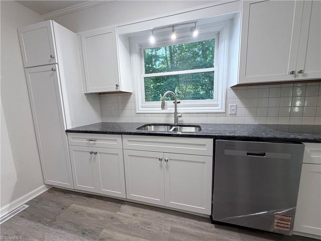 222 Pleasantview Drive, King, NC 27021