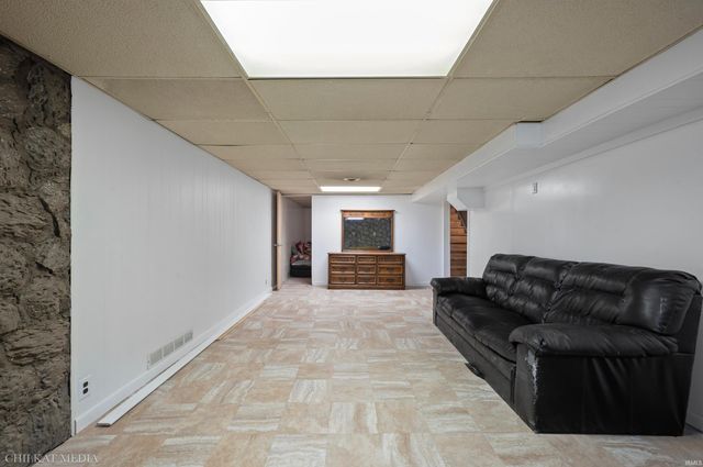 3718 Surrey Lane, South Bend, IN 46628