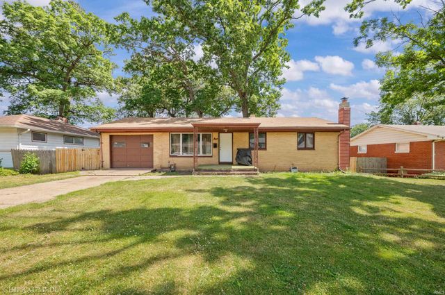 3718 Surrey Lane, South Bend, IN 46628