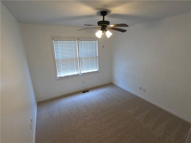1 Stonebridge Court SE, Cartersville, GA 30121