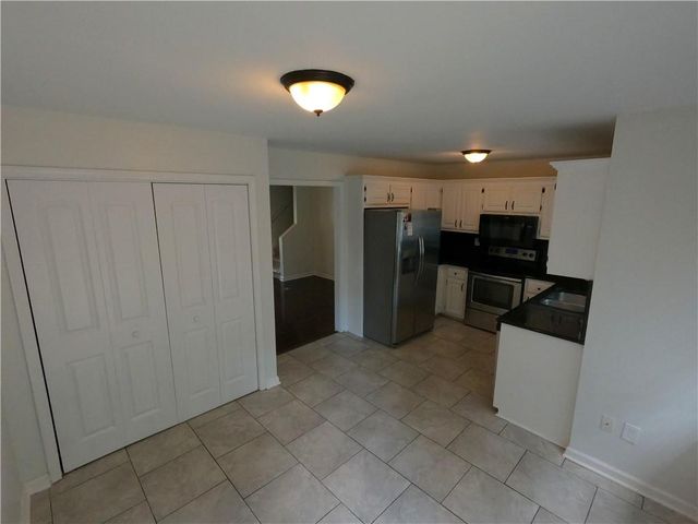 1 Stonebridge Court SE, Cartersville, GA 30121
