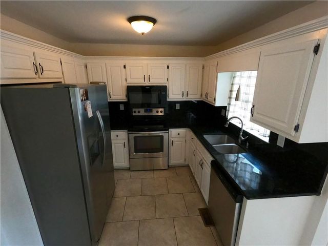 1 Stonebridge Court SE, Cartersville, GA 30121
