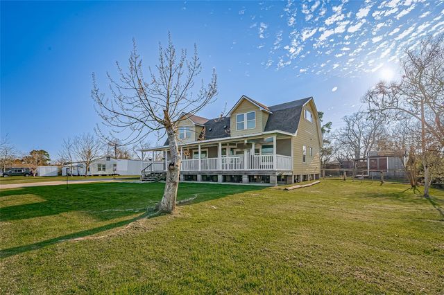 206 S Idaho Street, La Porte, TX 77571