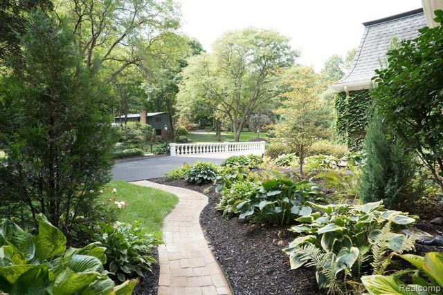 45778 Fermanagh Drive, Northville, MI 48168