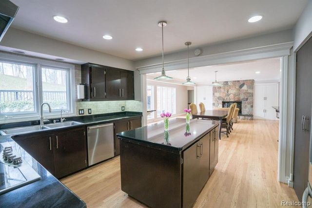 45778 Fermanagh Drive, Northville, MI 48168