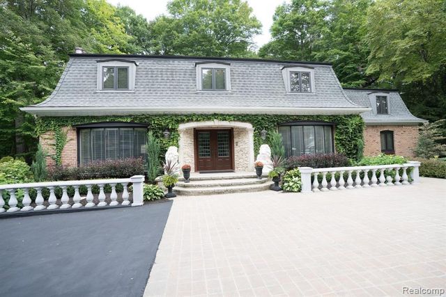 45778 Fermanagh Drive, Northville, MI 48168