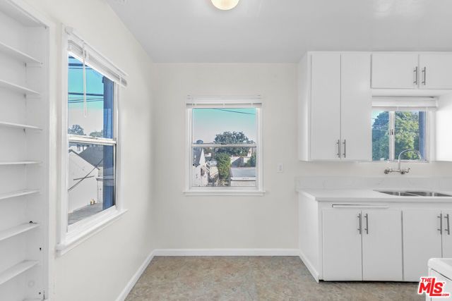 1042 Sonora Avenue B, Glendale, CA 91201