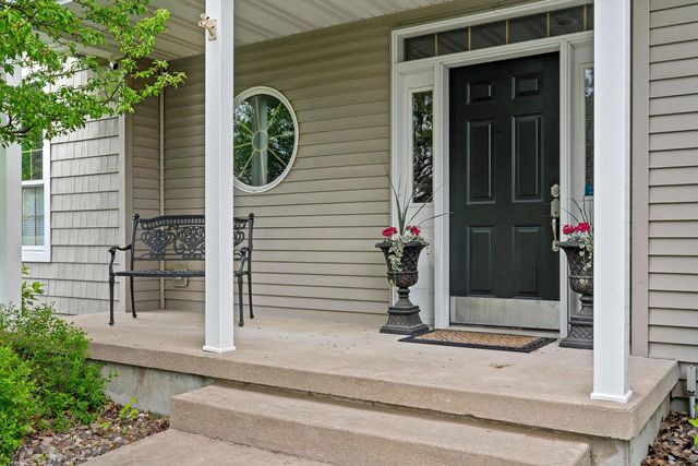 N5295 Innsbruck ROAD N, West Salem, WI 54669