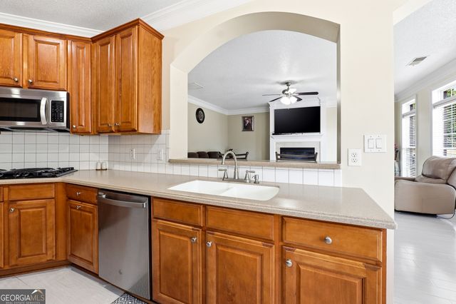 100 Saint Clair Court, Fayetteville, GA 30214