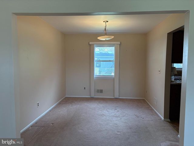 7 MELODY CT, Hamilton, NJ 08620