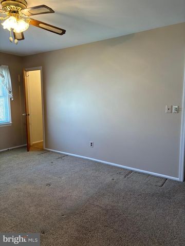 7 MELODY CT, Hamilton, NJ 08620