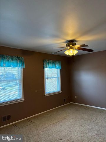 7 MELODY CT, Hamilton, NJ 08620