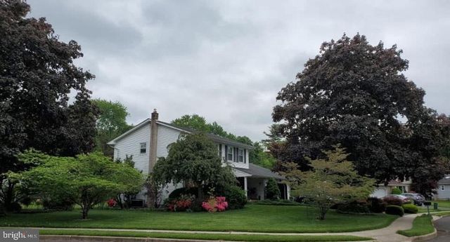 7 MELODY CT, Hamilton, NJ 08620